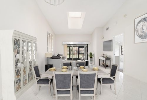 6107 Kings Gate Cir, Delray Beach, FL 33484-2453