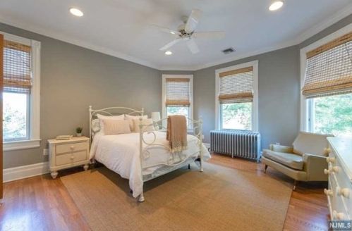640 Ridgewood Ave, Ridgewood NJ  07450-3311 exterior