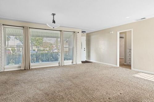 3287 Lugo Ave, San Bernardino CA  92404-2245 exterior