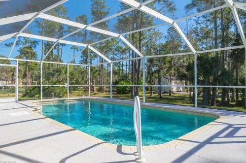 3020 Wilson Blvd, Naples, FL 34120-1343