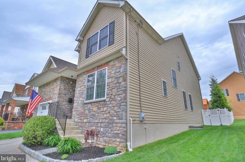 2603 Chestnut Ave, Ardmore, PA 19003-2015