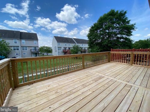 260 Northdown Dr, Dover DE 19904-9792 exterior