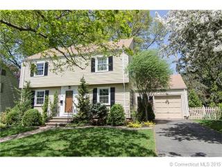 95 Carmalt Rd, New Haven, CT 06517-1902