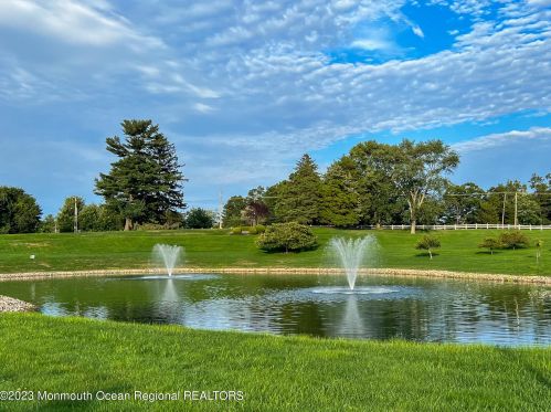 205 Skyline Dr, Lakewood NJ  08701-5740 exterior