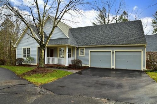 22 Ivy Ln, Windsor, CT 06095-4735