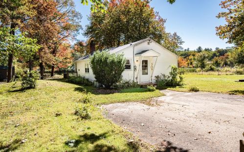 5 Graham Ave, Salem, NH 03079-1617