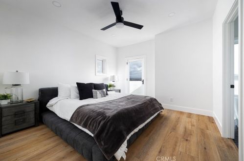 4393 Date Ave, La Mesa CA  91941-6412 exterior