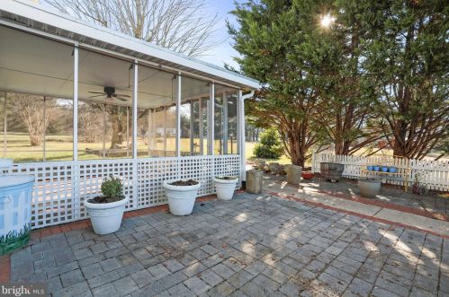 13070 Old Valley Pike, Edinburg VA  22824-3144 exterior