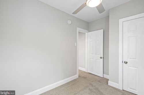 212 Harrison St, Wilmington, DE 19805-3647