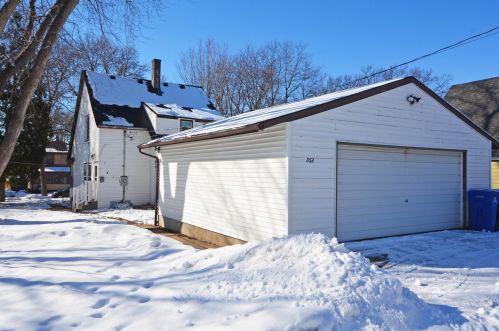 762 Delaware Ave, Saint Paul, MN 55107-2538