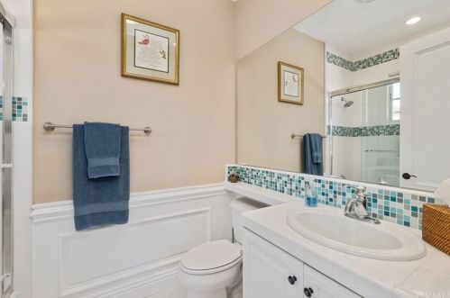 14 Morning Lgt, Newport Beach CA  92657-1654 exterior