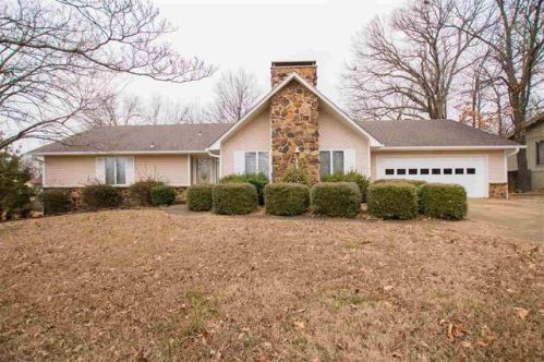 102 Stroud St, Jonesboro, AR 72401-5933