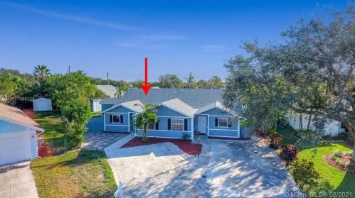 6075 Francis St, Jupiter, FL 33458-6716