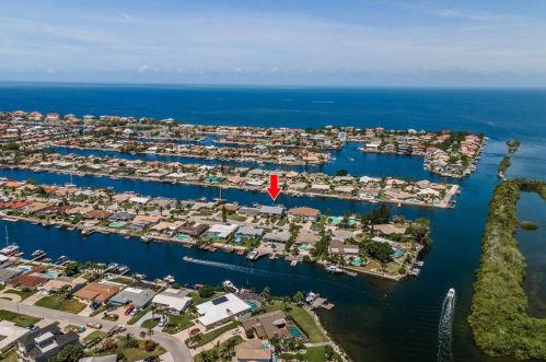 5533 Leeward Ln, New Port Richey, FL 34652-3055