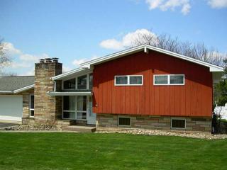 655 Diamond Ave, Indiana, PA 15701-3128