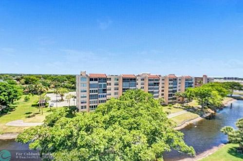 14475 Strathmore Ln, Delray Beach FL  33446-3042 exterior