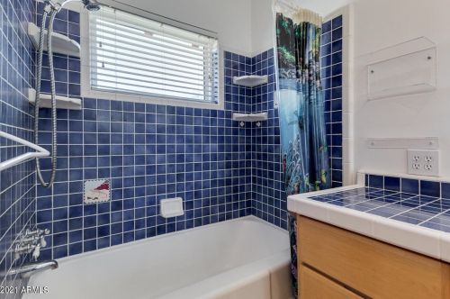 45316 20th St, Phoenix AZ 85087-6562 exterior