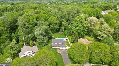 1468 Woodview Rd, Yardley, PA 19067-5762