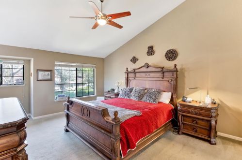 954 Cross St, Woodland CA  95695-4128 exterior
