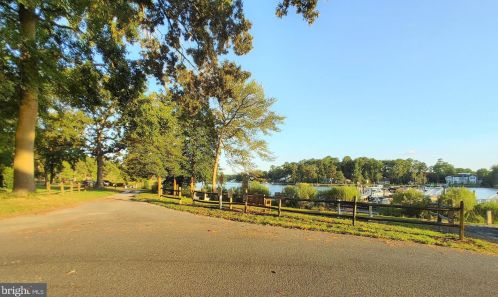 33907 Woodland Cir, Lewes DE  19958-5207 exterior