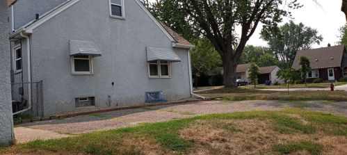 1601 3rd St, Saint Paul, MN 55112-3361
