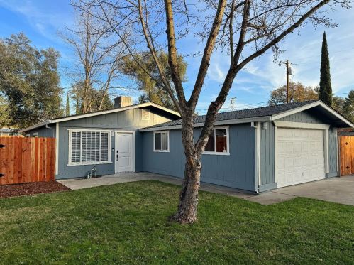 3403 Reyman Ln, Loomis, CA 95650-9256