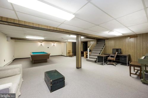 1134 Crestwood Dr, Pottstown PA 19464-2932 exterior