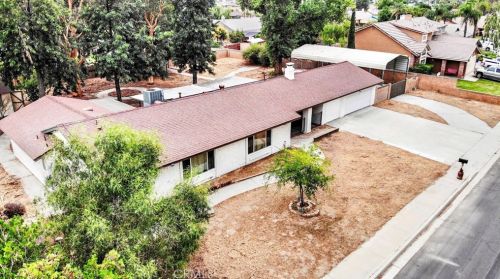 762 Peach St, San Jacinto CA  92583-2804 exterior