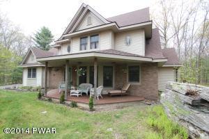111 Long Pine Rd, Greeley, PA 18425-9793