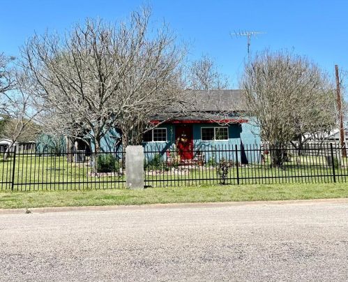 205 Huvar St, Borden, TX 78962-1307