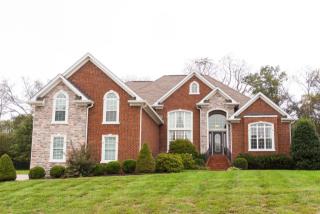 1011 Dorset Dr, Hendersonville, TN 37075-1706