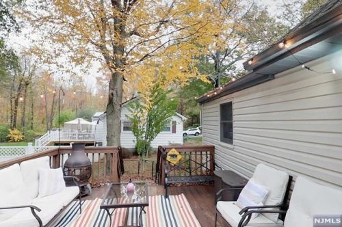 16 Beaver Ave, West Milford NJ  07480-2305 exterior