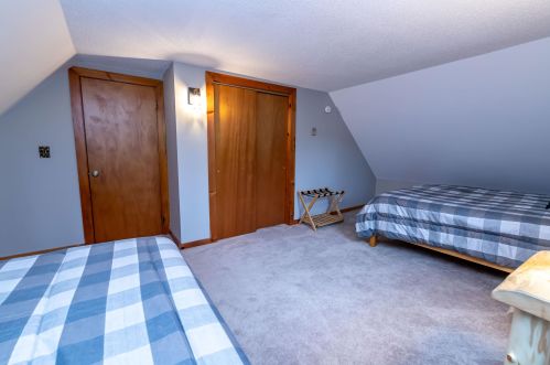 42 Sugar Run, Ellsworth NH  03285-6852 exterior