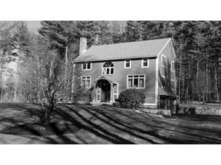 4 Fox Hollow Rd, Derry NH  03038-7035 exterior