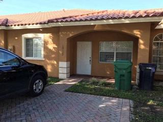 18132 109th Pl, Miami, FL 33157-9004
