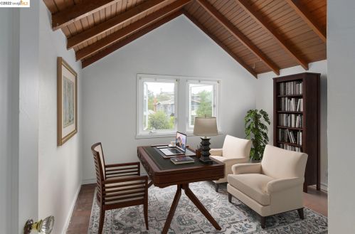 3963 Coolidge Ave, Oakland CA  94602-3428 exterior