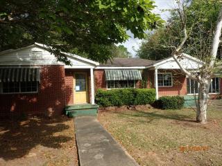 580 Texas Pkwy, Crestview, FL 32536-2132