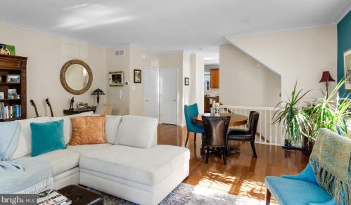 6504 Riverfront Dr, Palmyra NJ  08065-2145 exterior