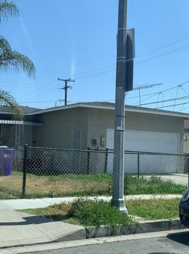 8176 San Gabriel Ave, South Gate, CA 90280-2436