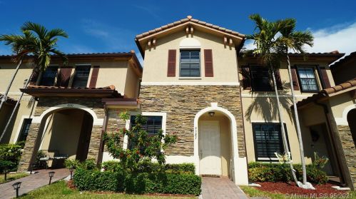 9387 32nd Ln, Hialeah, FL 33018