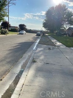1121 Avenue, Lancaster, CA