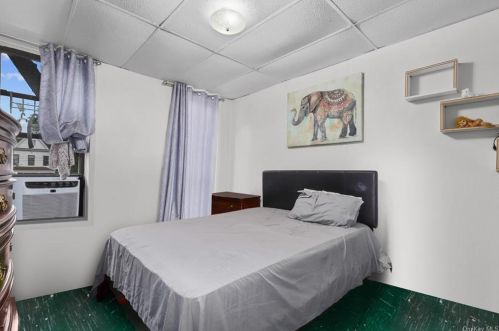 1030 Ogden Ave, Bronx NY  10452-4347 exterior