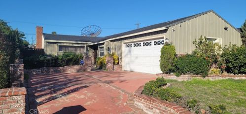 807 133rd St, Gardena, CA 90247-1719