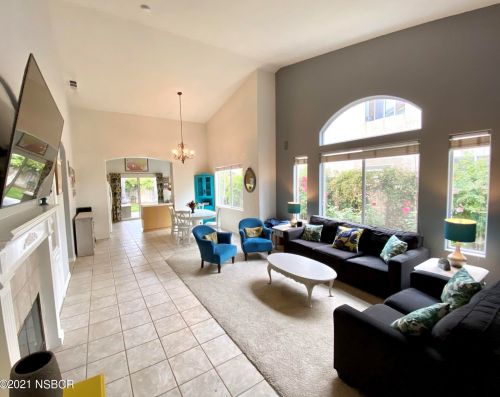 1011 Susan Pl, Santa Maria, CA 93455-7471