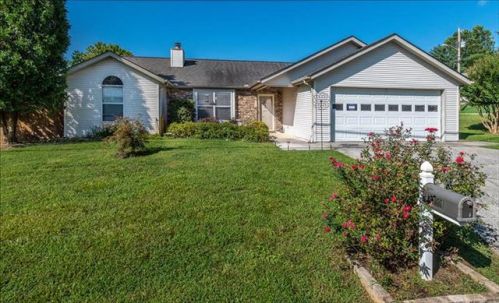 1901 Whitman Dr, Knoxville, TN 37909-1069