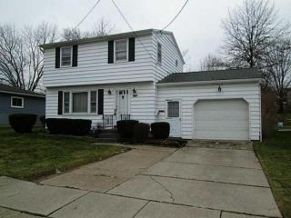 2904 Davison Ave, Erie, PA 16504-1452