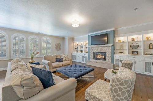 416 Emily Rose Cir, Windsor CA  95492-7732 exterior