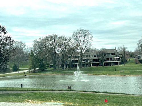 2926 Vista Ct, Covington KY  41017-3687 exterior