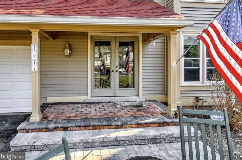 10012 Beacon Pond Ln, Springfield, VA 22015-3744