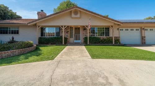 2860 Viejas View Pl, Alpine, CA 91901-3907